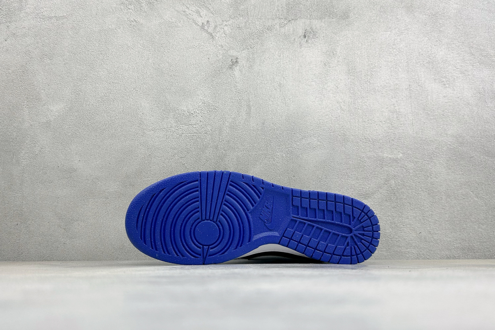 HD版BIG NIKE LOW 耐克 简约百搭 減震耐磨 低帮板鞋 货号: -018 尺码：36-45 