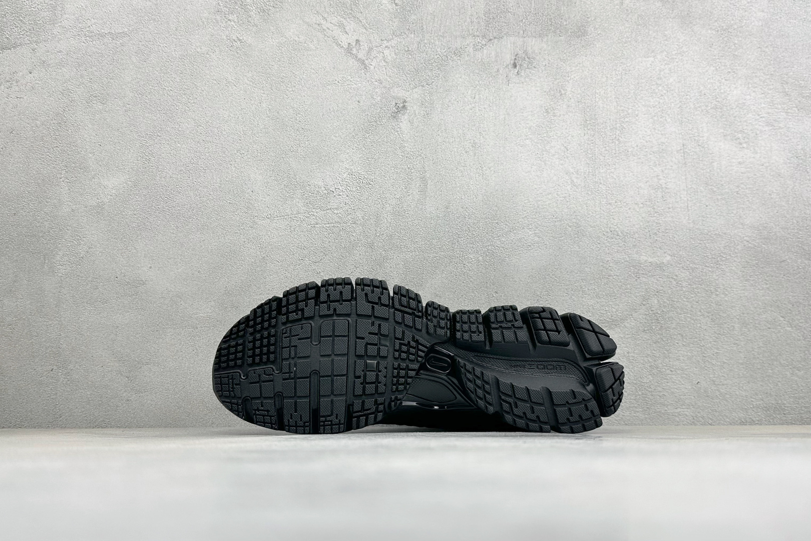 终端放店 Y版Nike Zoom Skylon 11 舒适柔软透气回弹 复古跑步鞋 网面材质看着很透气 线条的设计很有 终端放店 Y版Nike Zoom Skylon 11 舒适柔软透气回弹 复古跑步鞋 网面材质看着很透气 线条的设计很有