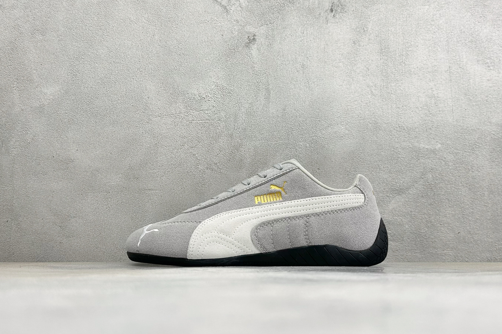 M版Puma Speedcet Etoile Wns 彪马薄底德迅复古运动休闲赛车跑鞋 以趣味十足又前卫复古的设计引领潮