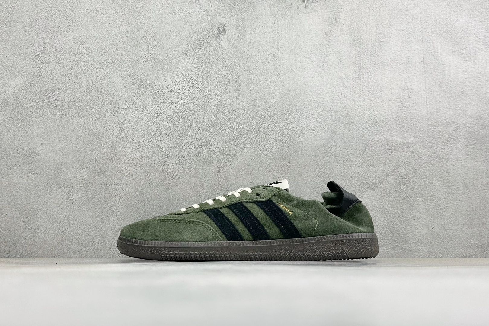 HZ版Adidas originals x Song For The Mute Samba 阿迪休闲舒适贴合德训鞋 货号