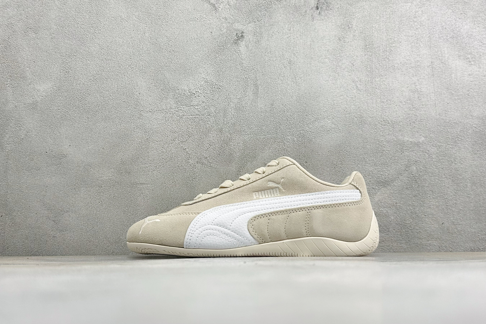 M版Puma Speedcet Etoile Wns 彪马薄底德迅复古运动休闲赛车跑鞋 以趣味十足又前卫复古的设计引领潮