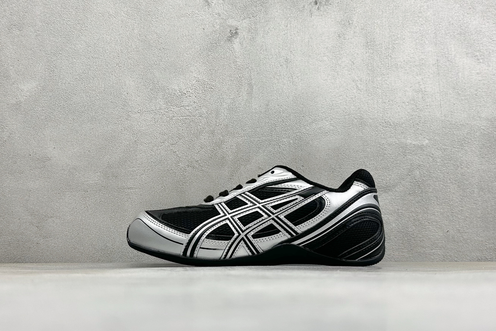 HY版Asics Gel-PHAI Z 城市通勤薄底舒适运动休闲鞋 采用工程弹性双层再生针织密度鞋面材质后跟3D可视GE