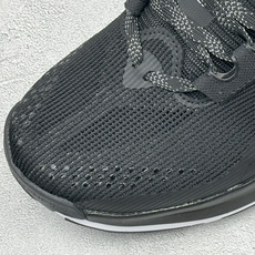 福利特价 NIKE REACTX SPEGASUS TRAIL 6 网面透气跑步鞋 兼顾迅疾外观和稳固脚感后跟覆面和中足 福利特价 NIKE REACTX SPEGASUS TRAIL 6 网面透气跑步鞋 兼顾迅疾外观和稳固脚感后跟覆面和中足