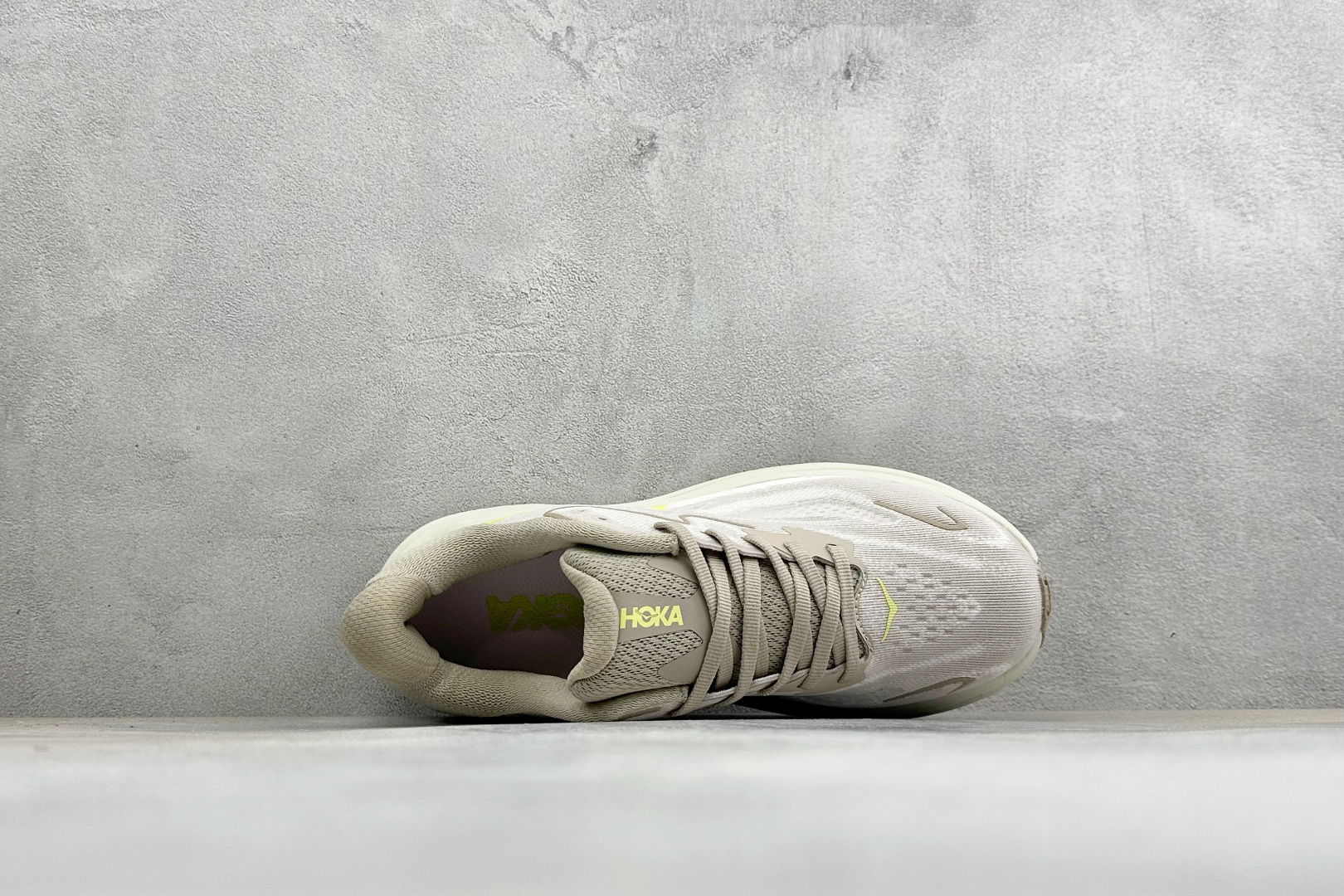 GS版HOKA M CLIFTON 10 轻量低帮户外越野跑鞋 户外山脉越野轻量运动跑鞋 鞋面用轻的无缝架构 鞋带用了弹 GS版HOKA M CLIFTON 10 轻量低帮户外越野跑鞋 户外山脉越野轻量运动跑鞋 鞋面用轻的无缝架构 鞋带用了弹