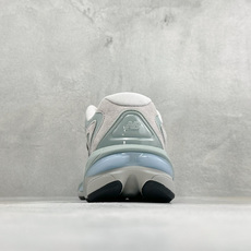 TG版New Balance 983系列 新百伦 复古休闲运动慢跑鞋 货号: U9837LN Size: 36 37 3 TG版New Balance 983系列 新百伦 复古休闲运动慢跑鞋 货号: U9837LN Size: 36 37 3