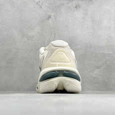 TG版New Balance 983系列 新百伦 复古休闲运动慢跑鞋 货号: U983VR Size: 36 37 37 TG版New Balance 983系列 新百伦 复古休闲运动慢跑鞋 货号: U983VR Size: 36 37 37