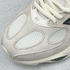 TG版New Balance 983系列 新百伦 复古休闲运动慢跑鞋 货号: U983VR Size: 36 37 37 TG版New Balance 983系列 新百伦 复古休闲运动慢跑鞋 货号: U983VR Size: 36 37 37