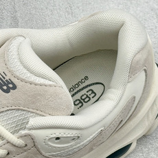 TG版New Balance 983系列 新百伦 复古休闲运动慢跑鞋 货号: U983VR Size: 36 37 37 TG版New Balance 983系列 新百伦 复古休闲运动慢跑鞋 货号: U983VR Size: 36 37 37