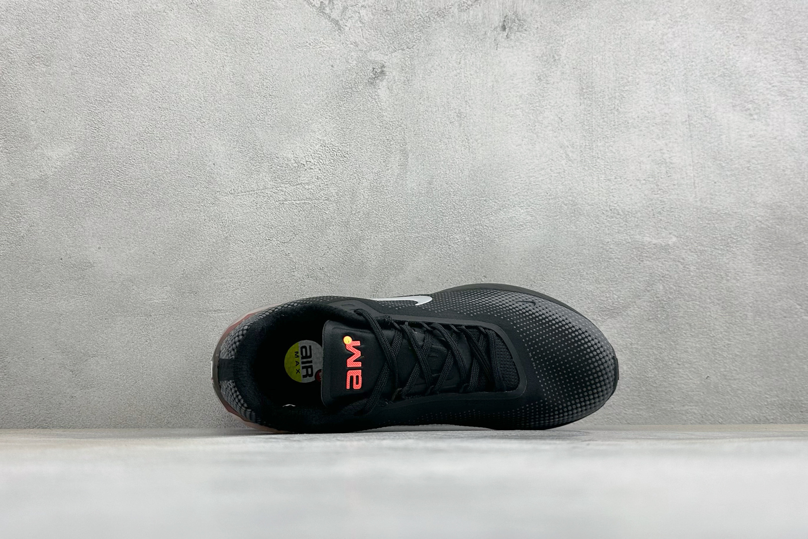 福利特价 Nike Air Max Phoenix 复古子弹气垫运动跑步鞋 货号：FZ5307-003 尺码：36-46