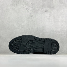 S版 OFF-White C/O VirGil Abloh 时尚百搭休闲鞋 独家首发新款 采用环保牛剖革组合网织布鞋面材 S版 OFF-White C/O VirGil Abloh 时尚百搭休闲鞋 独家首发新款 采用环保牛剖革组合网织布鞋面材
