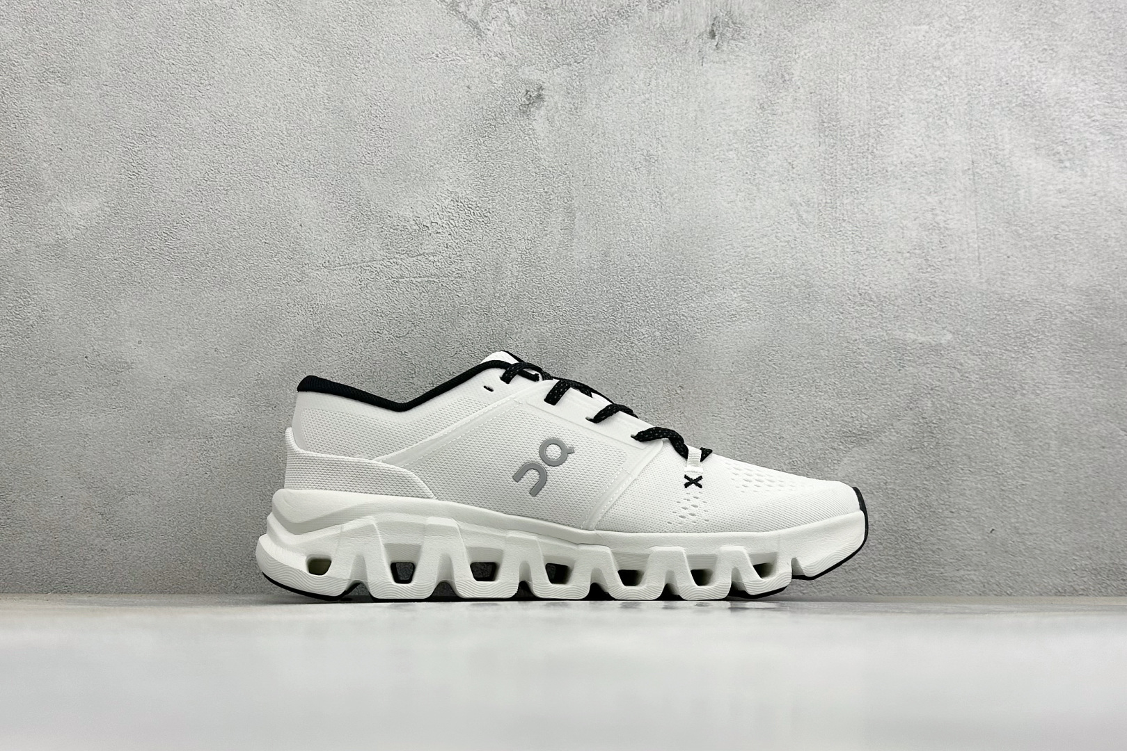 XD版On昂跑 Cloud X 5 户外街头机能风跑步鞋 Cloud Hi Edge户外机能融合街头潮流 越界开启全新都