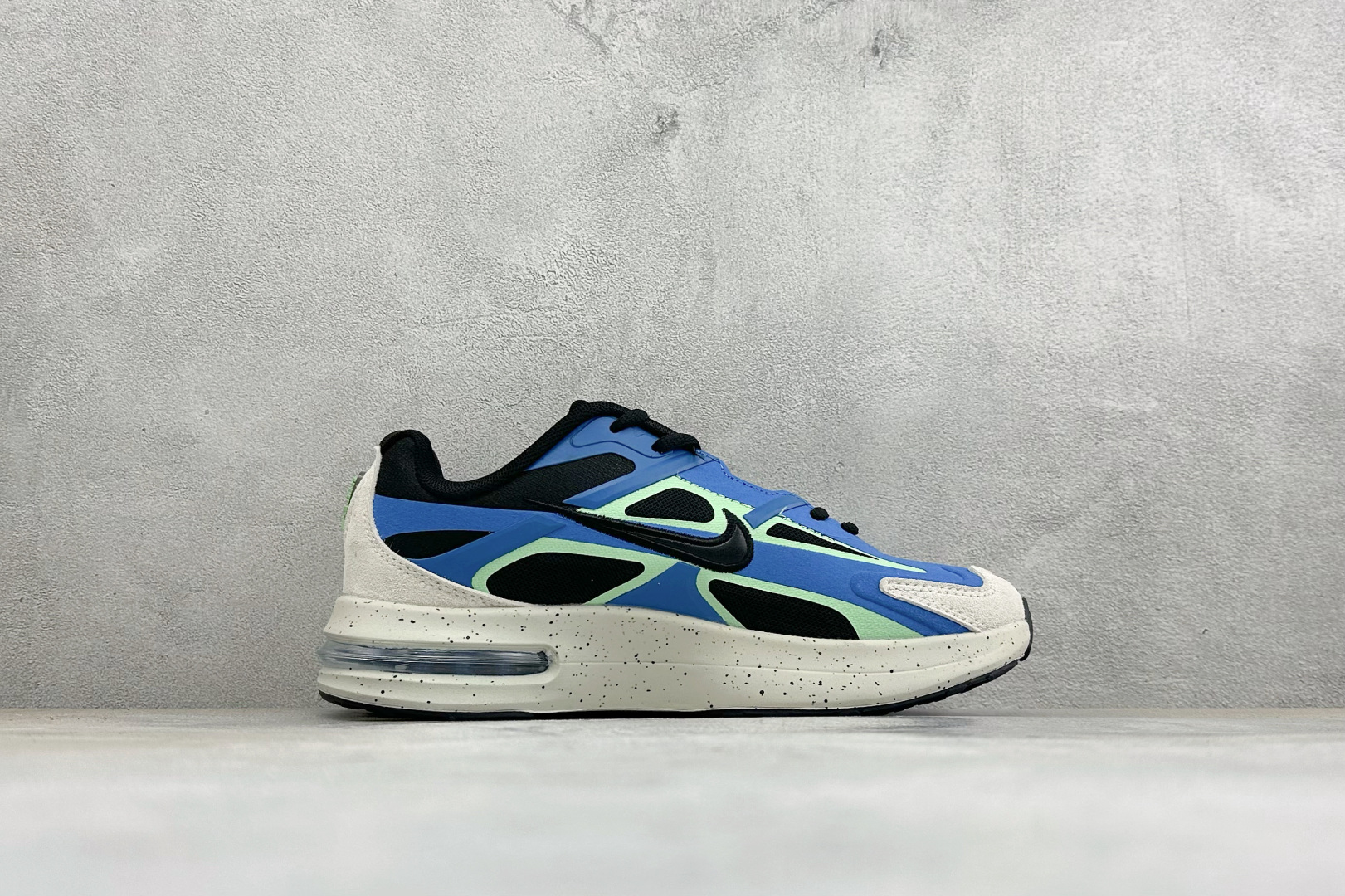JW版Nike Air Max Metro 舒适轻盈 防滑耐磨运动低帮跑步鞋 货号：IW4935-012 尺码：36-4