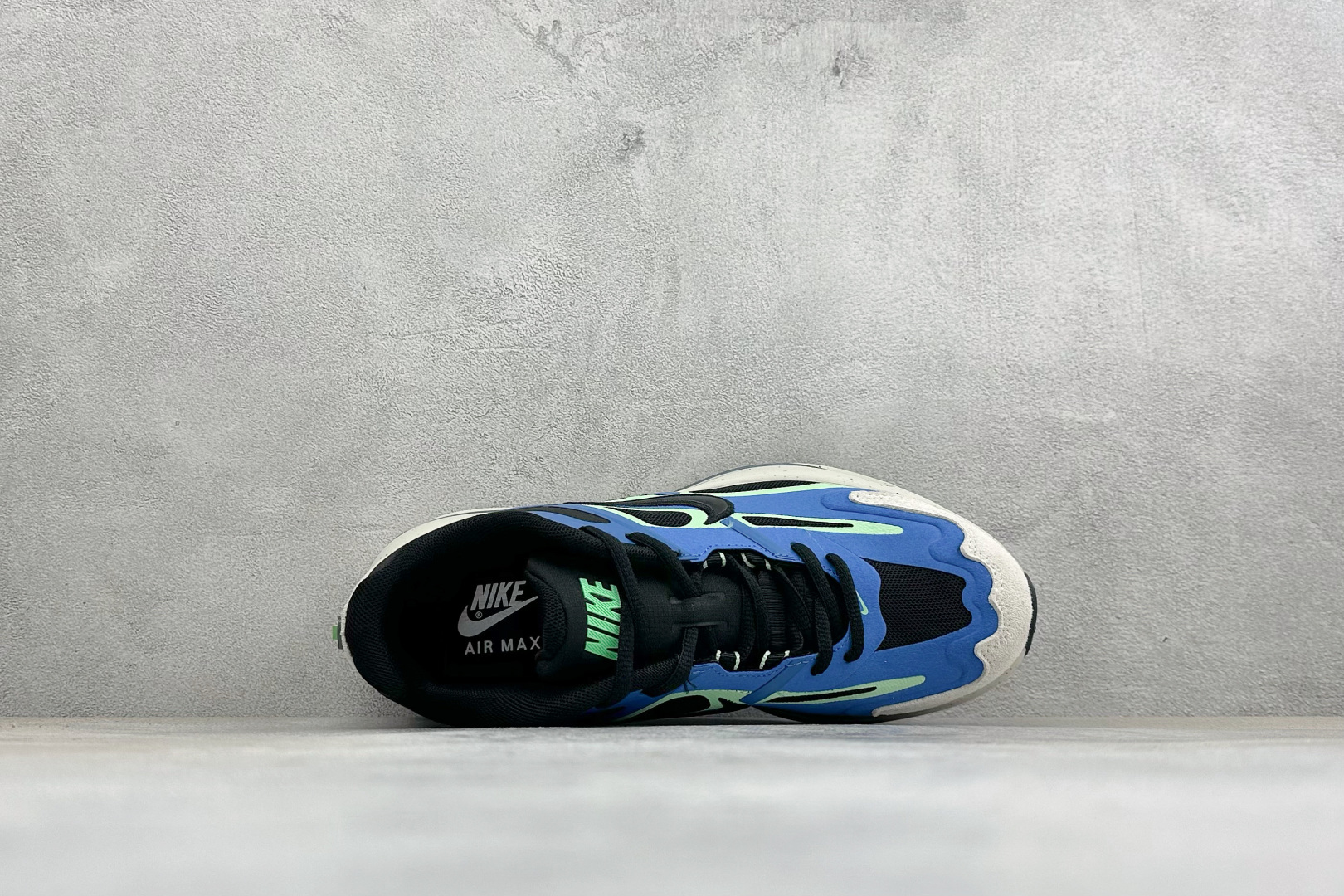 JW版Nike Air Max Metro 舒适轻盈 防滑耐磨运动低帮跑步鞋 货号：IW4935-012 尺码：36-4