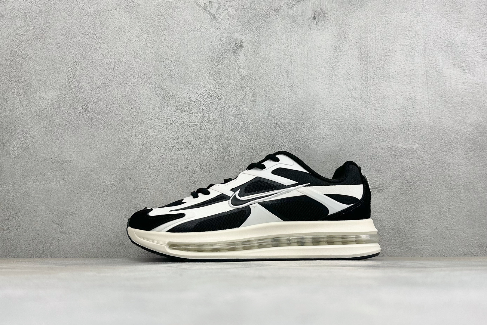 JW版Nike Air Max Metro 舒适轻盈 防滑耐磨运动低帮跑步鞋 货号：IW4935-102 尺码：36-4