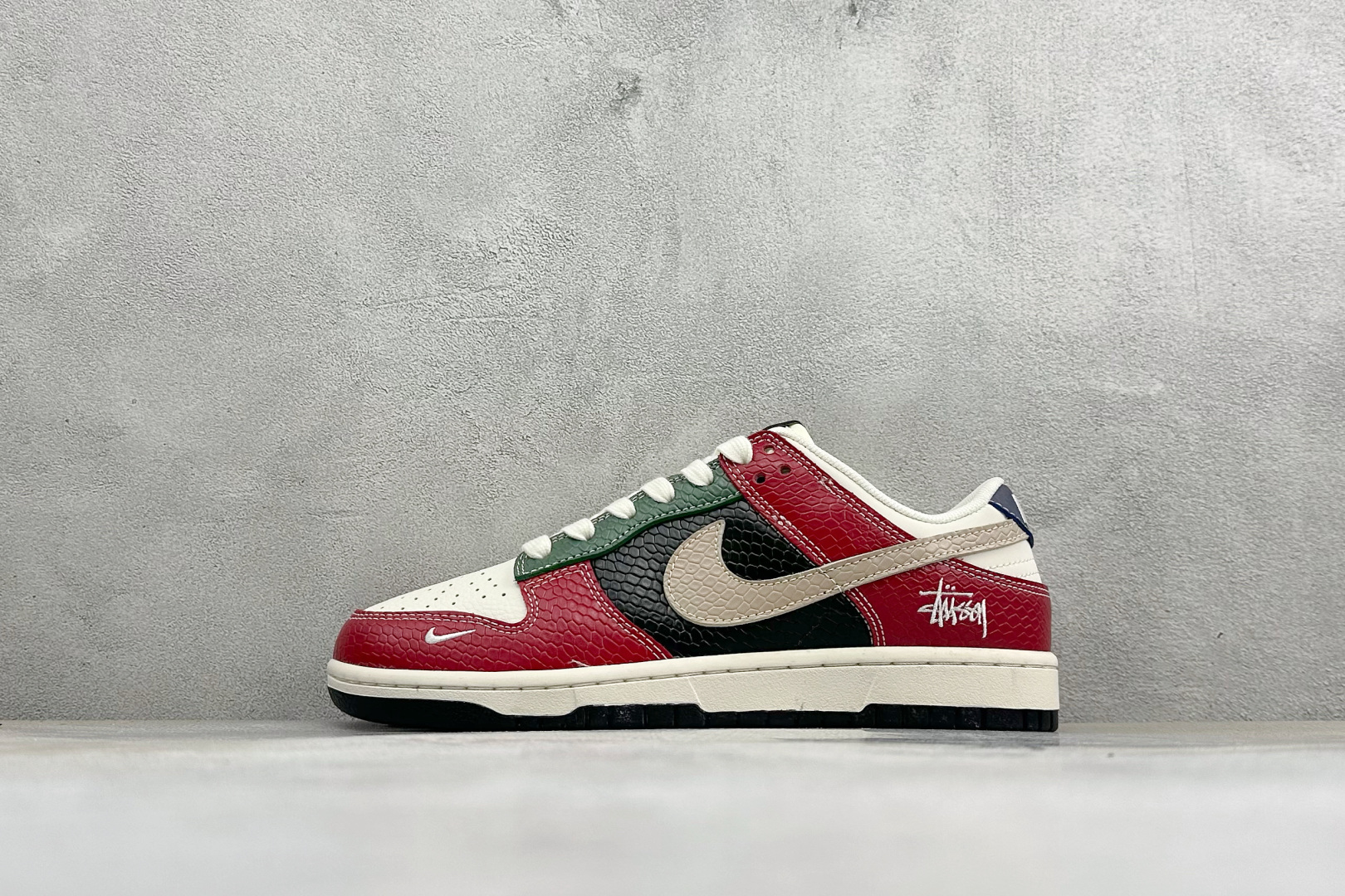 福利特价 Nike Dunk Low Retro 联名 周年高端定制 低帮休闲板鞋 #定制鞋盒 大厂纯原品质出货 超高清