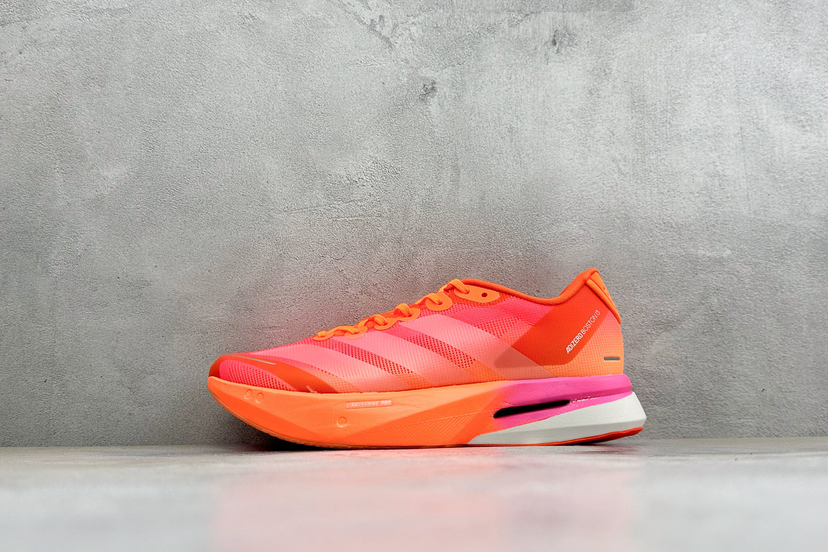 Adidas Adizero Boston 13 阿迪透气低帮跑步鞋 货号：LB8524 尺码：36 36.5 37 3