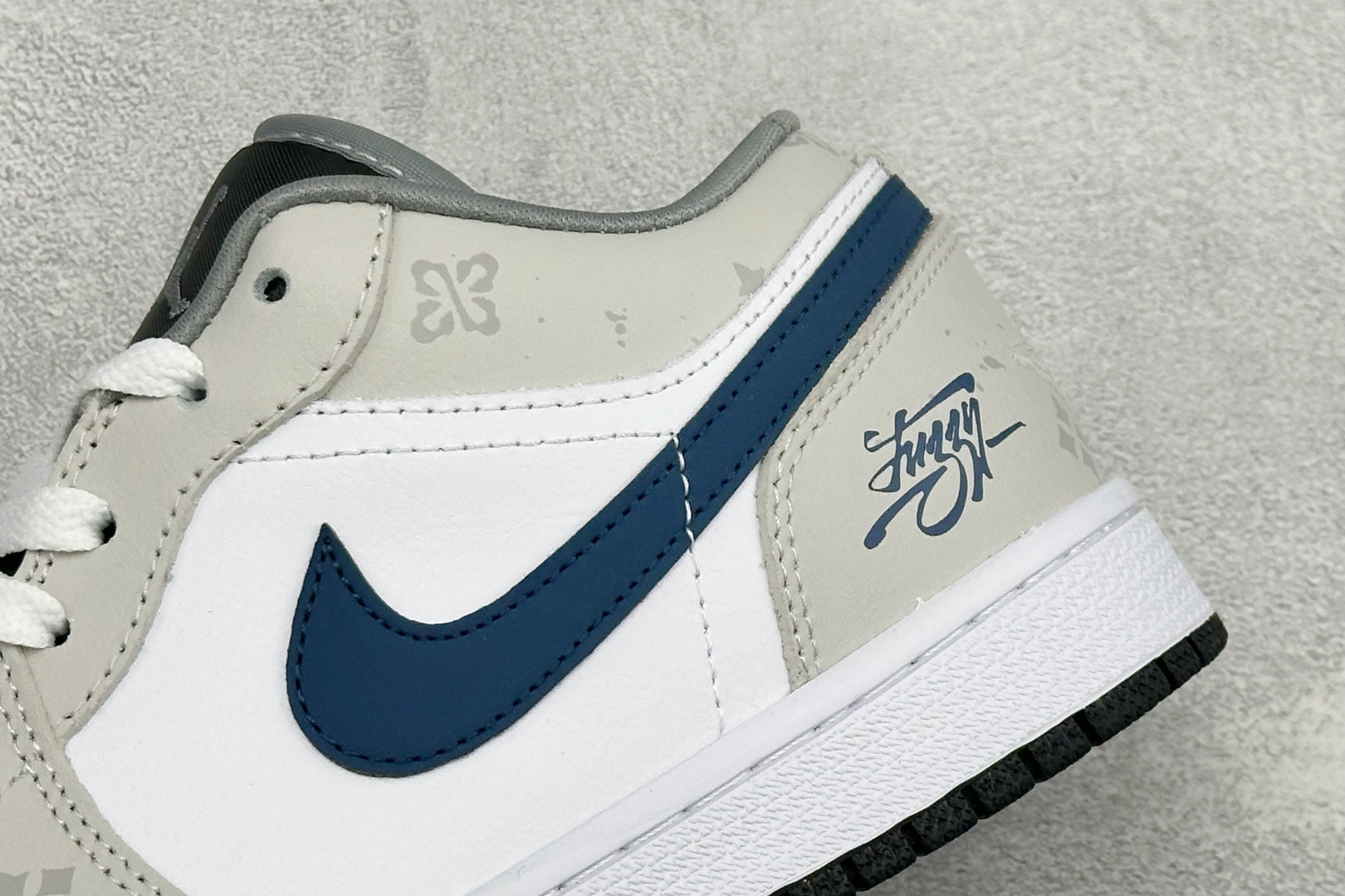 Air Jordan 1 Low AJ1 低帮休闲板鞋 同步官方配色 市场唯一独家头层皮打造 原鞋原档案开发 原厂皮料 