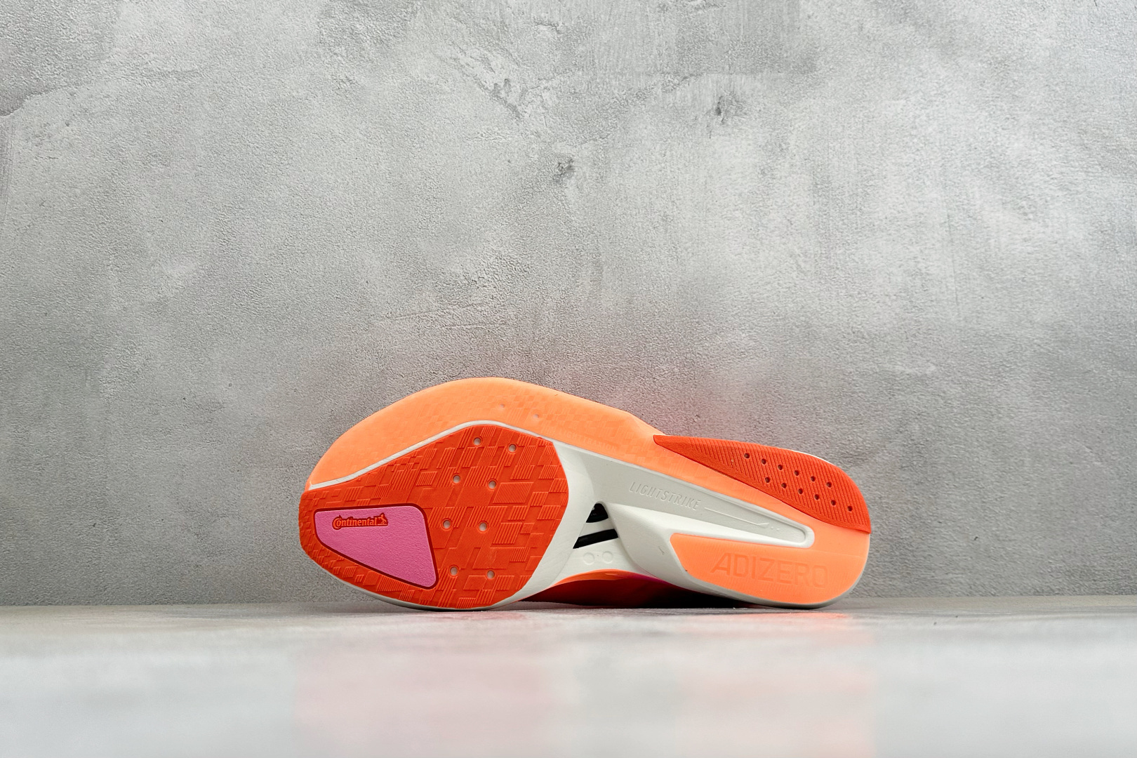 Adidas Adizero Boston 13 阿迪透气低帮跑步鞋 货号：LB8524 尺码：36 36.5 37 3
