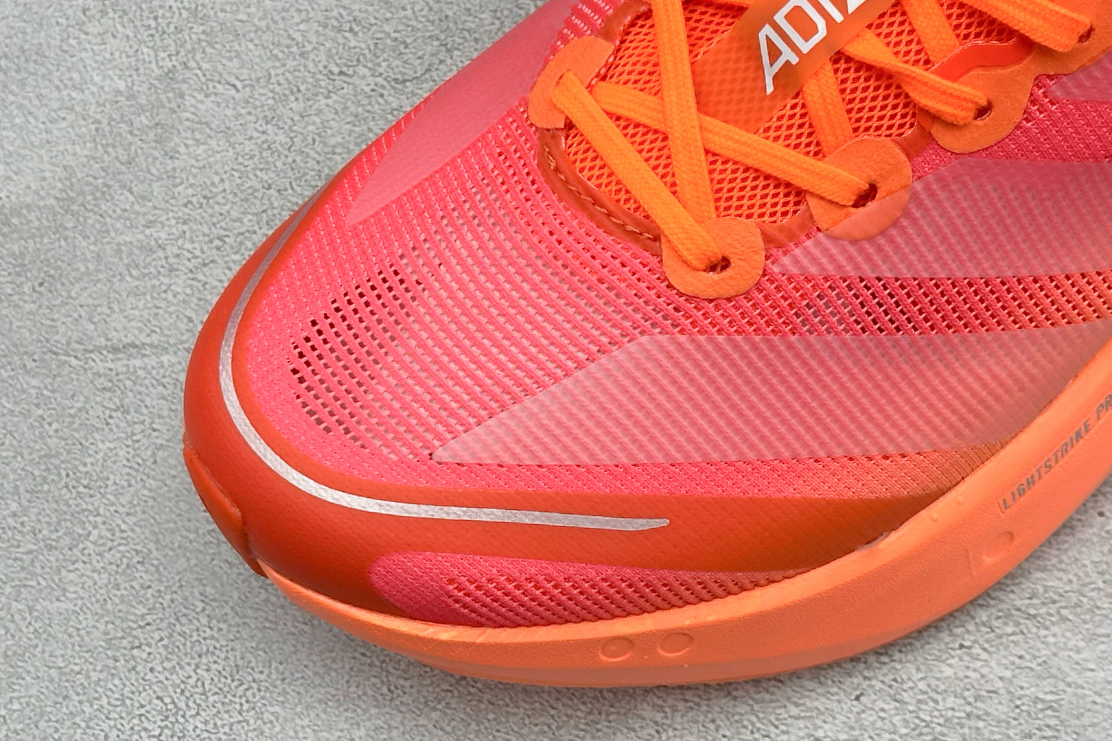 Adidas Adizero Boston 13 阿迪透气低帮跑步鞋 货号：LB8524 尺码：36 36.5 37 3