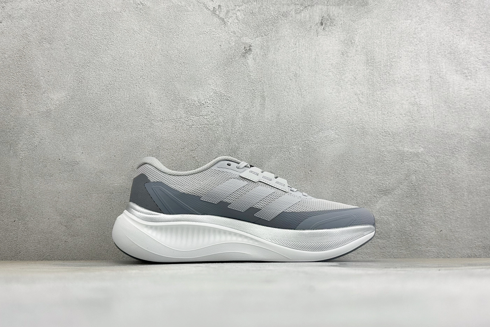 Adidas Dreamcushion 阿迪透气缓震休闲运动鞋 货号：KI5116 尺码：36 36.5 37 38 3