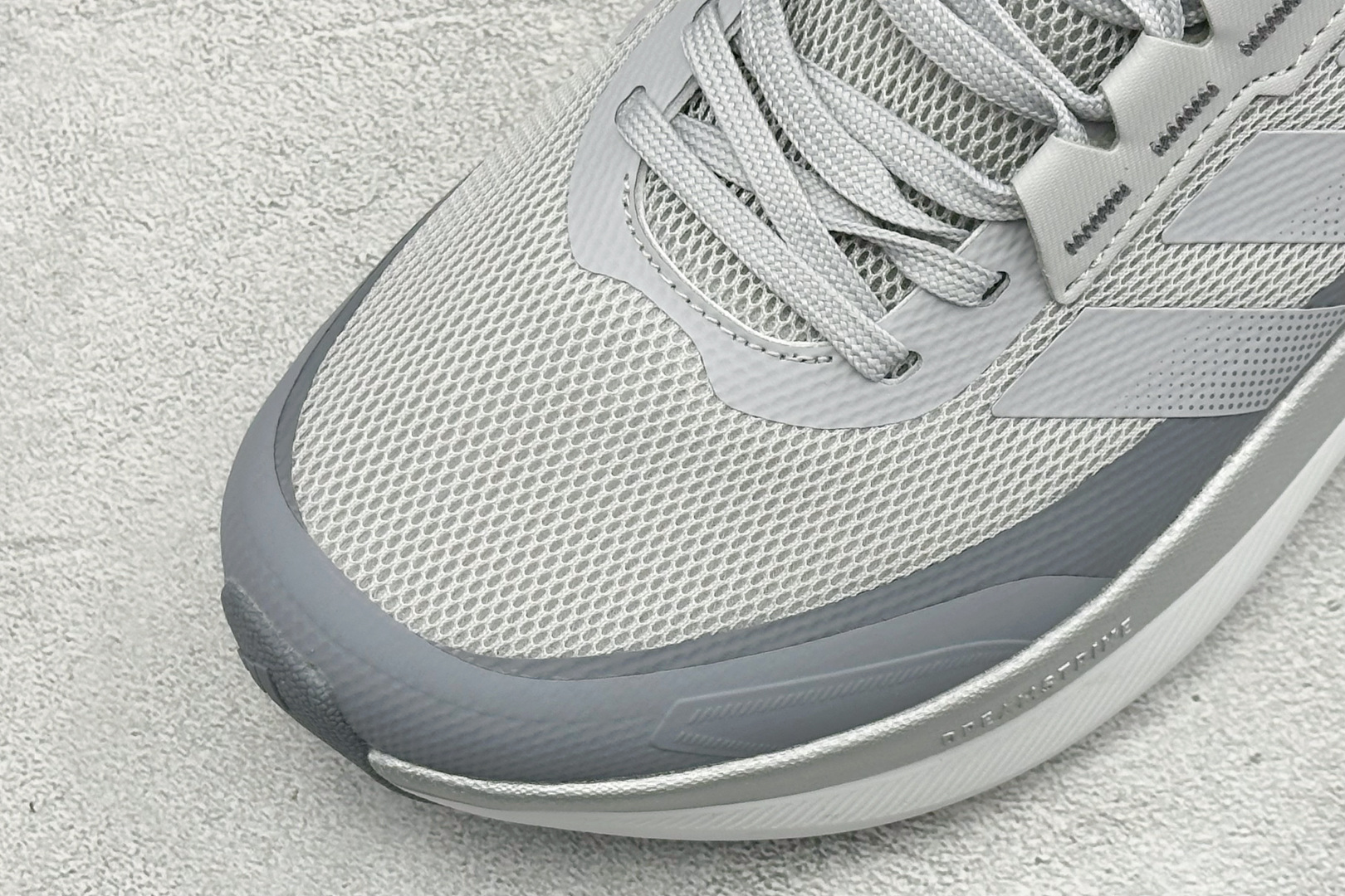 Adidas Dreamcushion 阿迪透气缓震休闲运动鞋 货号：KI5116 尺码：36 36.5 37 38 3