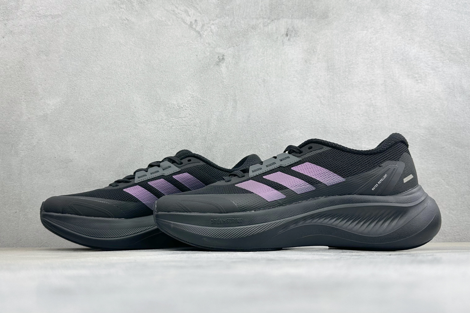 Adidas Dreamcushion 阿迪透气缓震休闲运动鞋 货号：KJ8097 尺码：36 36.5 37 38 3