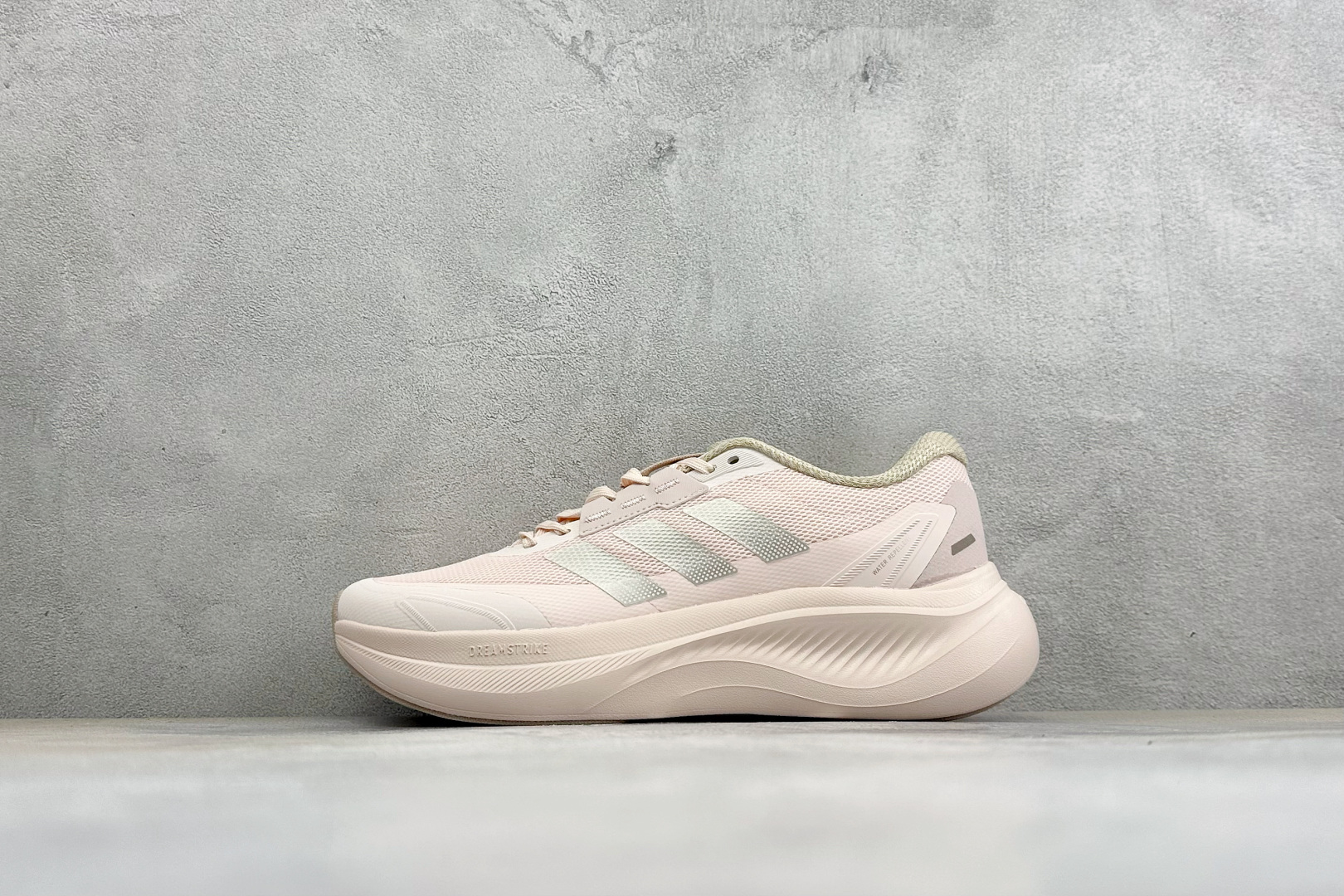 Adidas Dreamcushion 阿迪透气缓震休闲运动鞋 货号：KJ8009 尺码：36 36.5 37 38 3