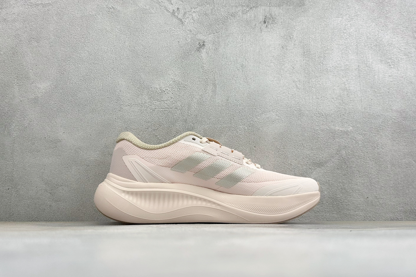 Adidas Dreamcushion 阿迪透气缓震休闲运动鞋 货号：KJ8009 尺码：36 36.5 37 38 3
