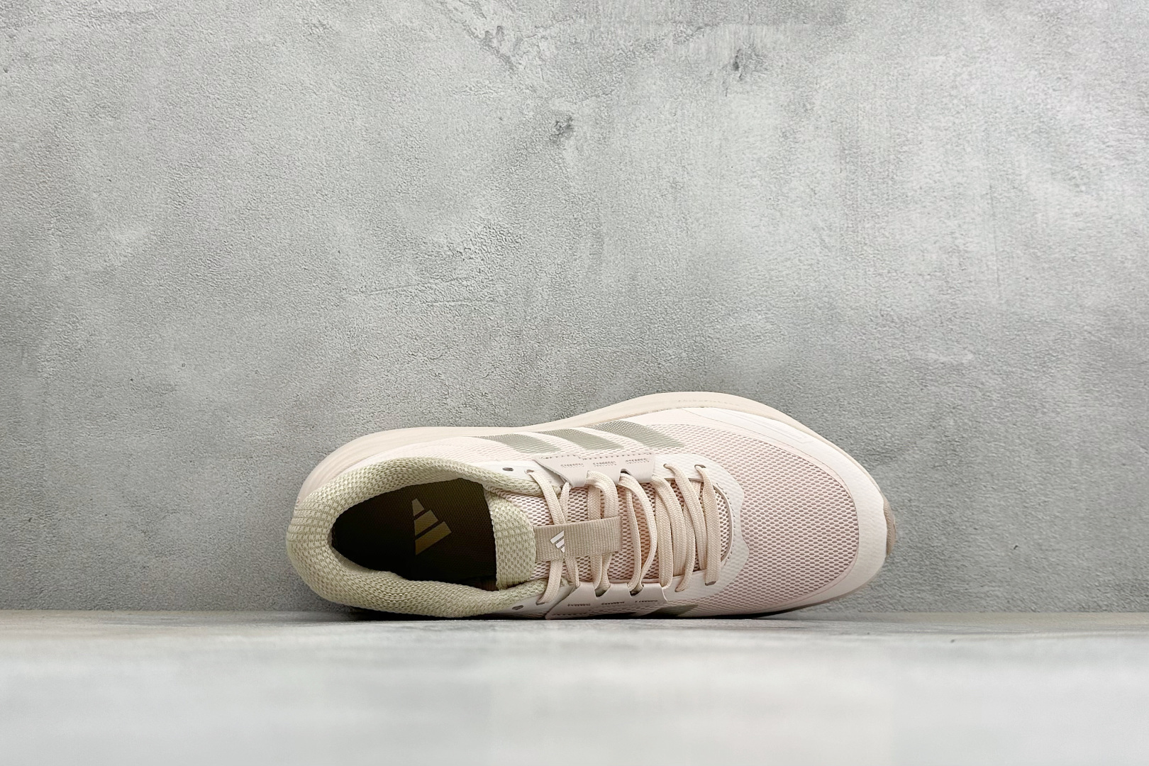 Adidas Dreamcushion 阿迪透气缓震休闲运动鞋 货号：KJ8009 尺码：36 36.5 37 38 3