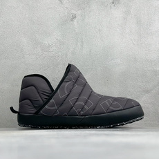 The North Face 北面一脚蹬高帮保暖棉鞋 秋冬懒人刚需款,居家、露营、日常出行一双搞定✨ ✅经典绗缝面料,具 The North Face 北面一脚蹬高帮保暖棉鞋 秋冬懒人刚需款,居家、露营、日常出行一双搞定✨ ✅经典绗缝面料,具