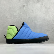 The North Face 北面一脚蹬高帮保暖棉鞋 秋冬懒人刚需款,居家、露营、日常出行一双搞定✨ ✅经典绗缝面料,具 The North Face 北面一脚蹬高帮保暖棉鞋 秋冬懒人刚需款,居家、露营、日常出行一双搞定✨ ✅经典绗缝面料,具