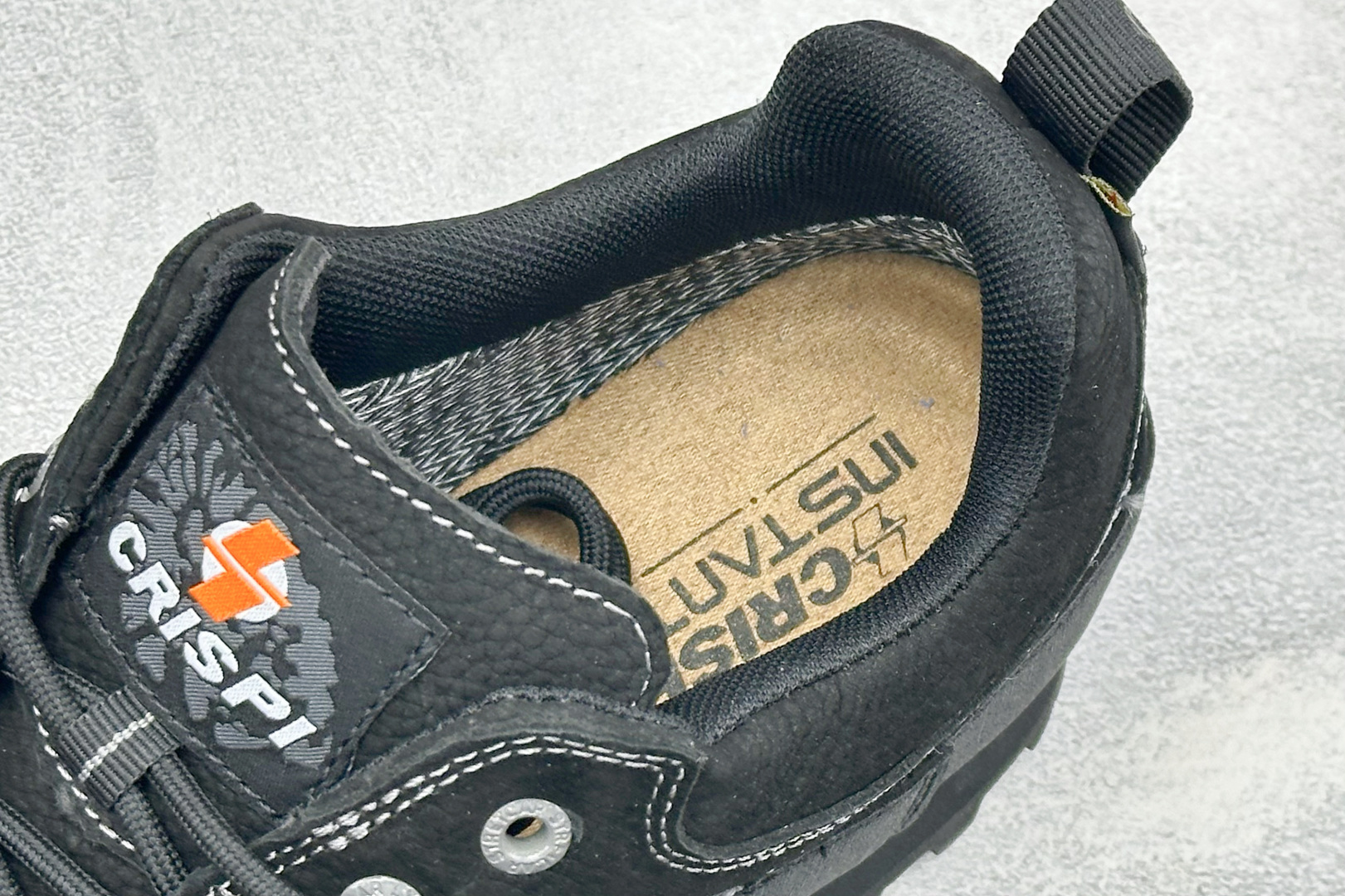 CRISPI Monaco 摩纳哥 GTX 登山 耐磨防水 户外功能鞋 CRISPI是一款登山鞋品牌，公司依靠的是对于制