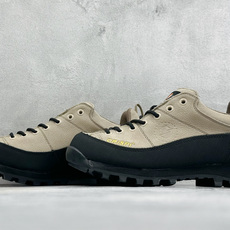 CRISPI Monaco 摩纳哥 GTX 登山 耐磨防水 户外功能鞋 CRISPI是一款登山鞋品牌,公司依靠的是对于制 CRISPI Monaco 摩纳哥 GTX 登山 耐磨防水 户外功能鞋 CRISPI是一款登山鞋品牌,公司依靠的是对于制