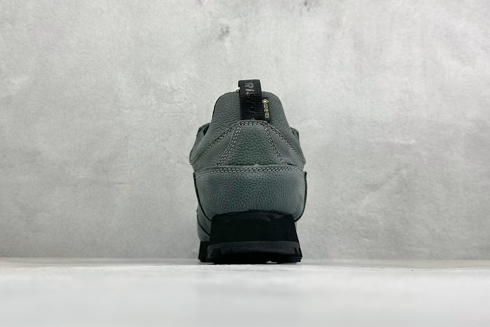 CRISPI Monaco 摩纳哥 GTX 登山 耐磨防水 户外功能鞋 CRISPI是一款登山鞋品牌,公司依靠的是对于制 CRISPI Monaco 摩纳哥 GTX 登山 耐磨防水 户外功能鞋 CRISPI是一款登山鞋品牌,公司依靠的是对于制
