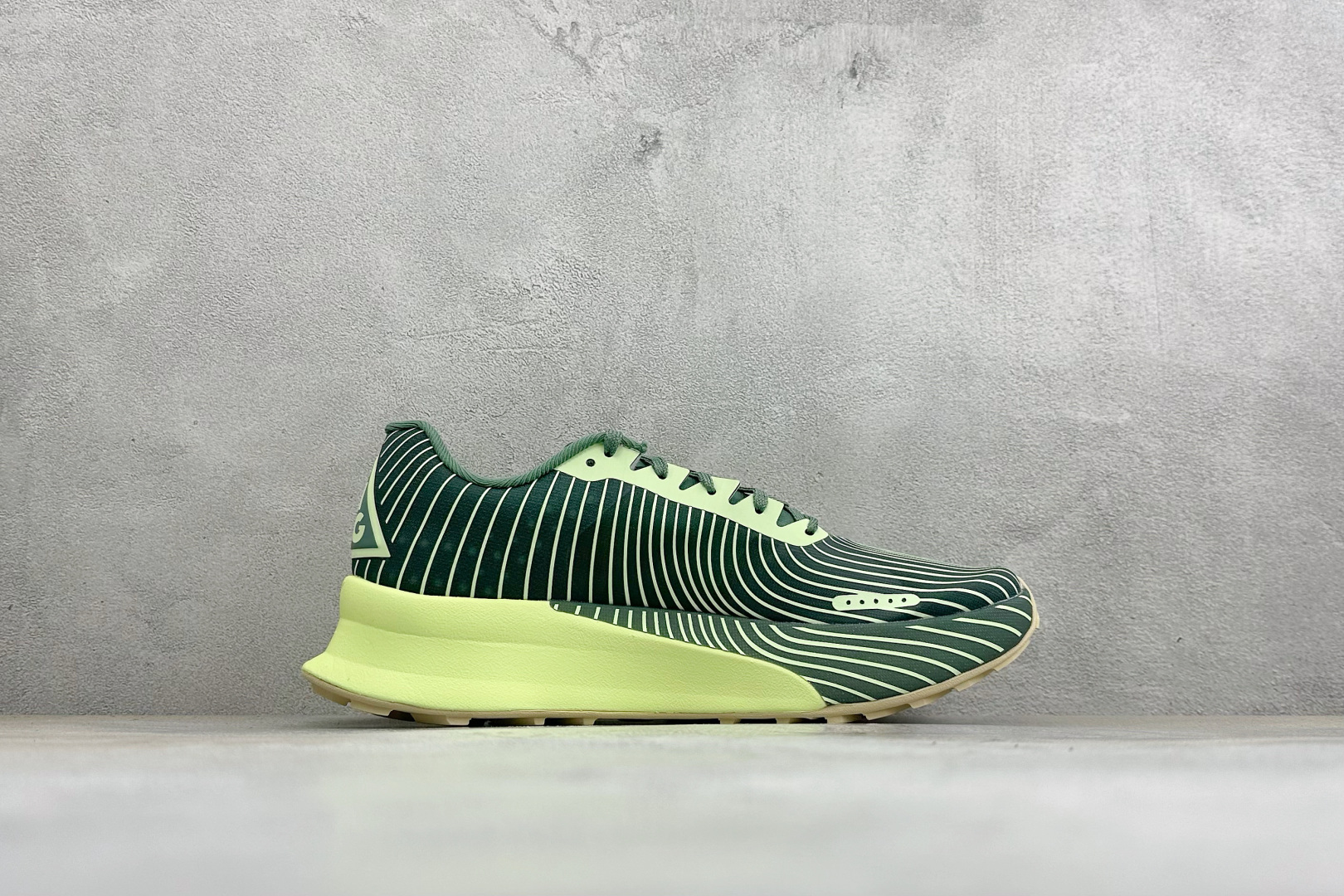 M版Nike Zoomx ACG Ultrafly Trail 运动户外百搭 织物减震防滑透气越野跑步鞋 货号: IR7