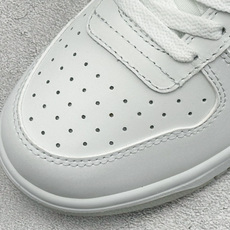 HD版BIG NIKE LOW 耐克 简约百搭 減震耐磨 低帮板鞋 货号: -100 尺码:36-45 HD版BIG NIKE LOW 耐克 简约百搭 減震耐磨 低帮板鞋 货号: -100 尺码:36-45