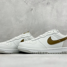 HD版BIG NIKE LOW 耐克 简约百搭 減震耐磨 低帮板鞋 货号: -100 尺码:36-45 HD版BIG NIKE LOW 耐克 简约百搭 減震耐磨 低帮板鞋 货号: -100 尺码:36-45