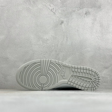 HD版BIG NIKE LOW 耐克 简约百搭 減震耐磨 低帮板鞋 货号: -100 尺码:36-45 HD版BIG NIKE LOW 耐克 简约百搭 減震耐磨 低帮板鞋 货号: -100 尺码:36-45