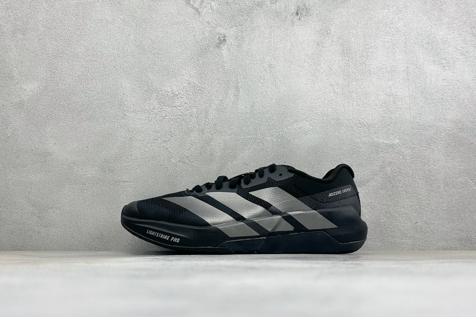 ML版Adidas Adizero Dropset Pro Traine 阿迪达斯 舒适贴合马拉松训练跑步鞋 整体采用前
