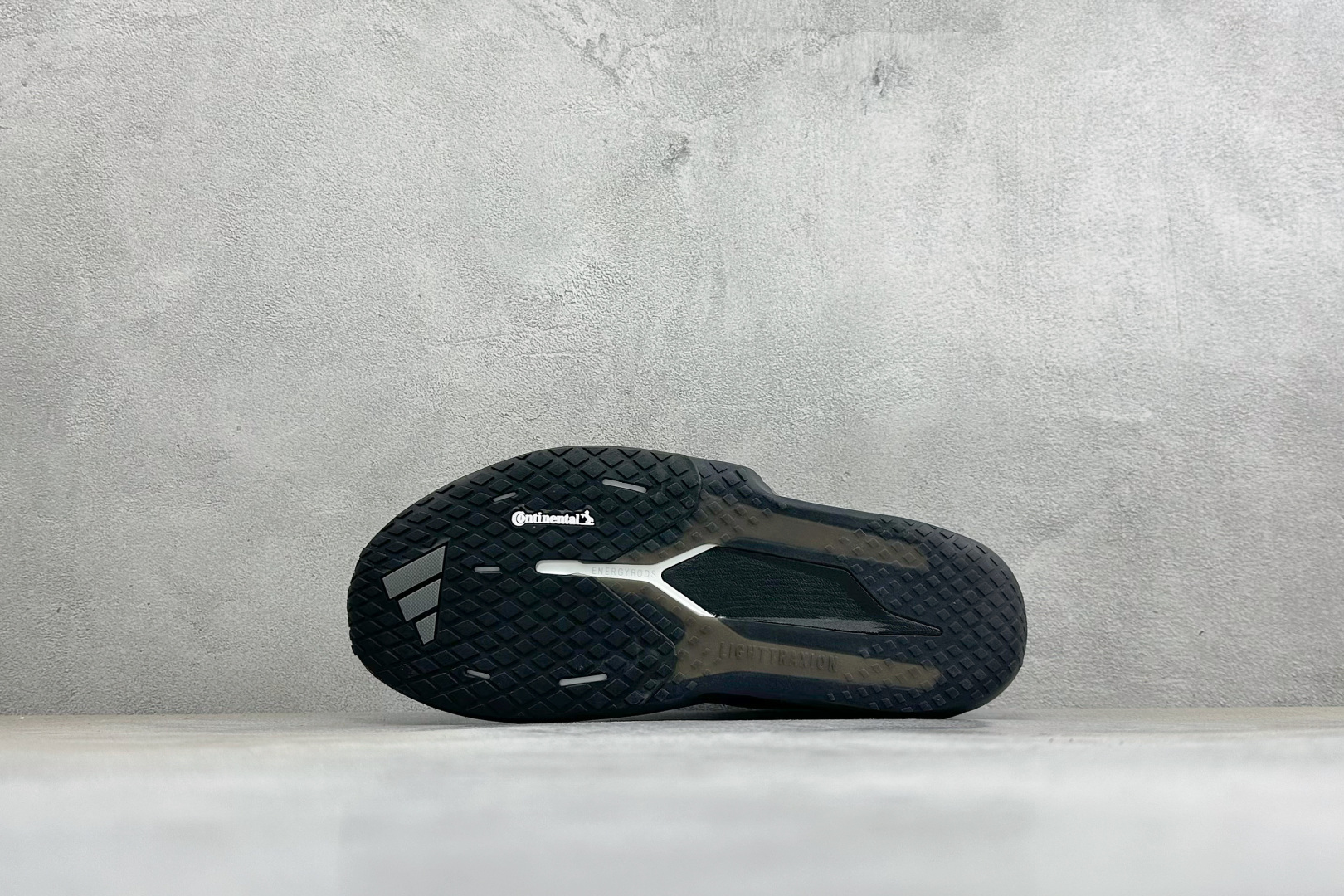 ML版Adidas Adizero Dropset Pro Traine 阿迪达斯 舒适贴合马拉松训练跑步鞋 整体采用前
