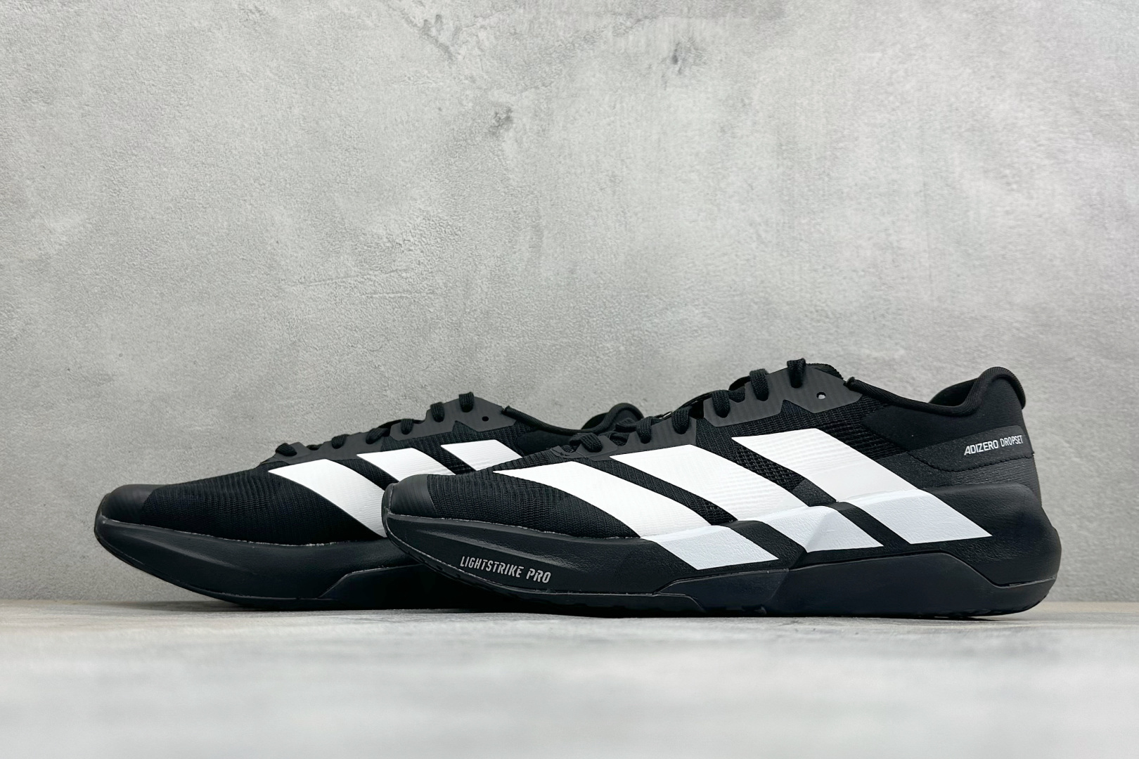 ML版Adidas Adizero Dropset Pro Traine 阿迪达斯 舒适贴合马拉松训练跑步鞋 整体采用前