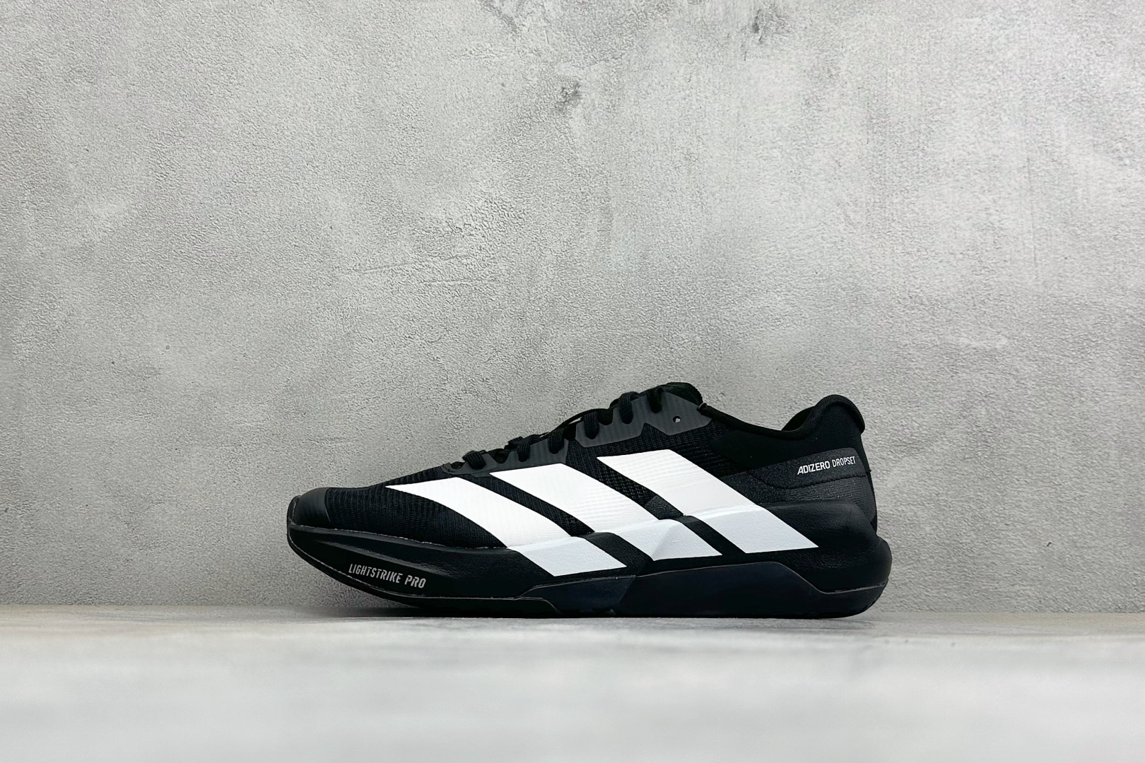 ML版Adidas Adizero Dropset Pro Traine 阿迪达斯 舒适贴合马拉松训练跑步鞋 整体采用前
