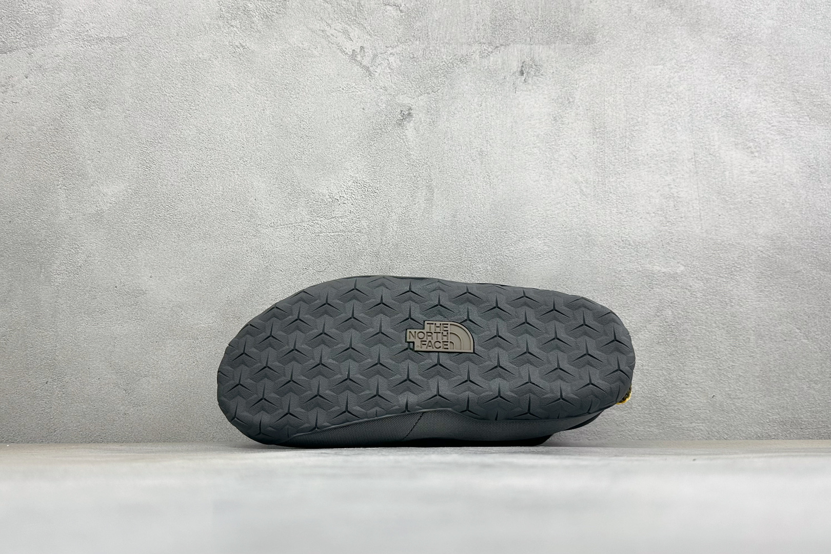 FS版The North Face Thermoball Traction 北面 秋季加绒透气轻盈一脚蹬休闲套鞋 货号：