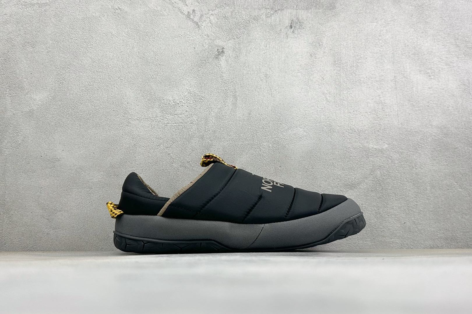 FS版The North Face Thermoball Traction 北面 秋季加绒透气轻盈一脚蹬休闲套鞋 货号：