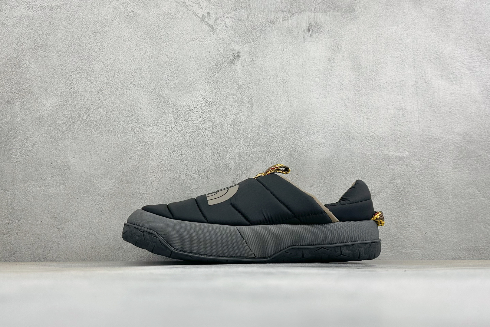 FS版The North Face Thermoball Traction 北面 秋季加绒透气轻盈一脚蹬休闲套鞋 货号：