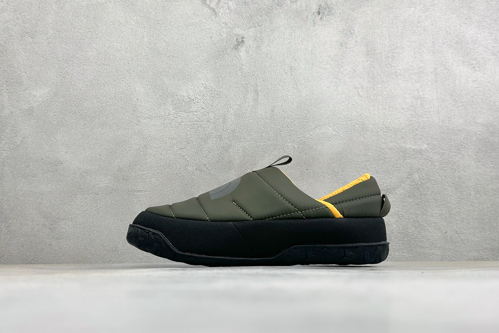 FS版The North Face Thermoball Traction 北面 秋季加绒透气轻盈一脚蹬休闲套鞋 货号：