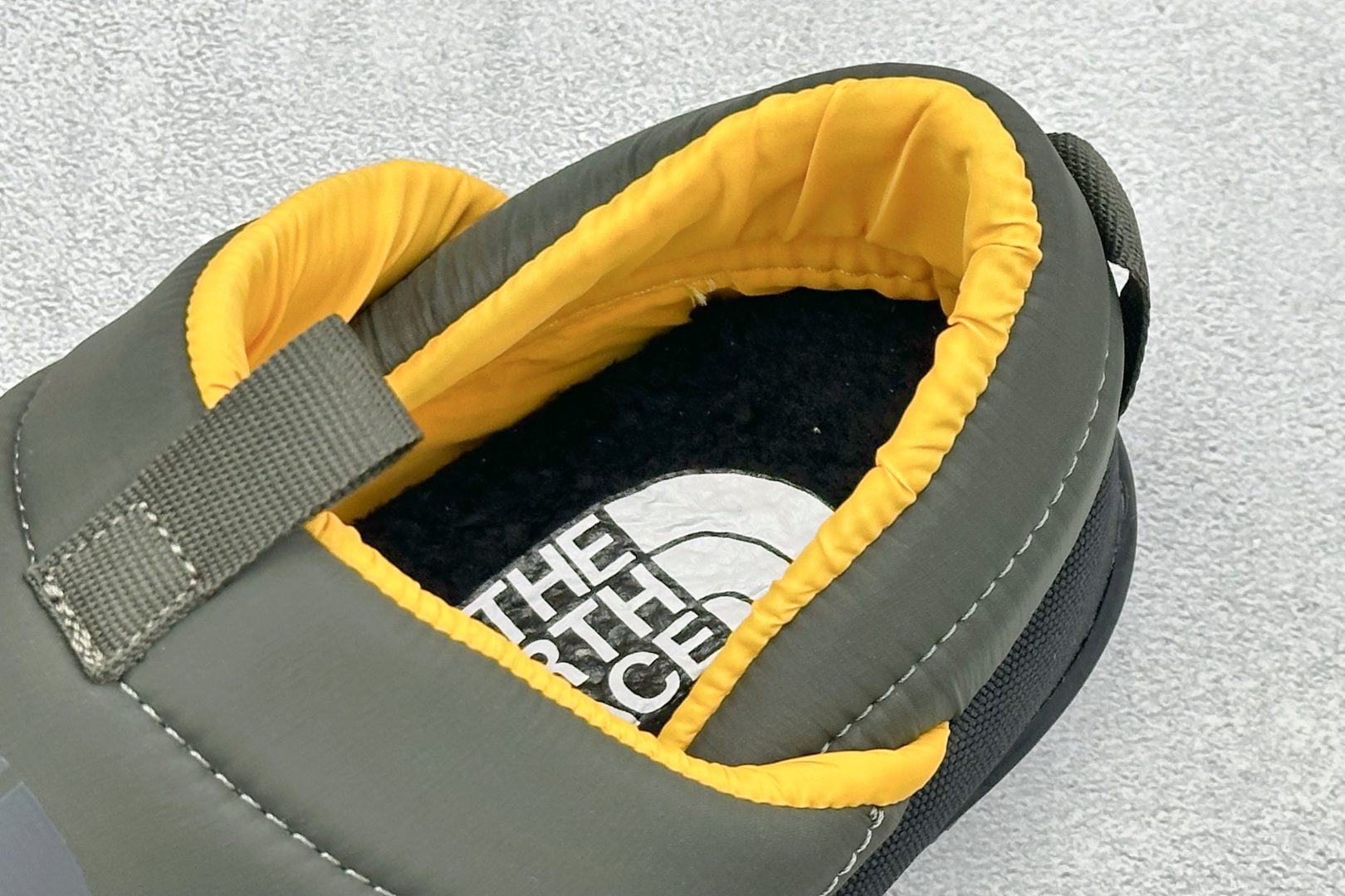 FS版The North Face Thermoball Traction 北面 秋季加绒透气轻盈一脚蹬休闲套鞋 货号：