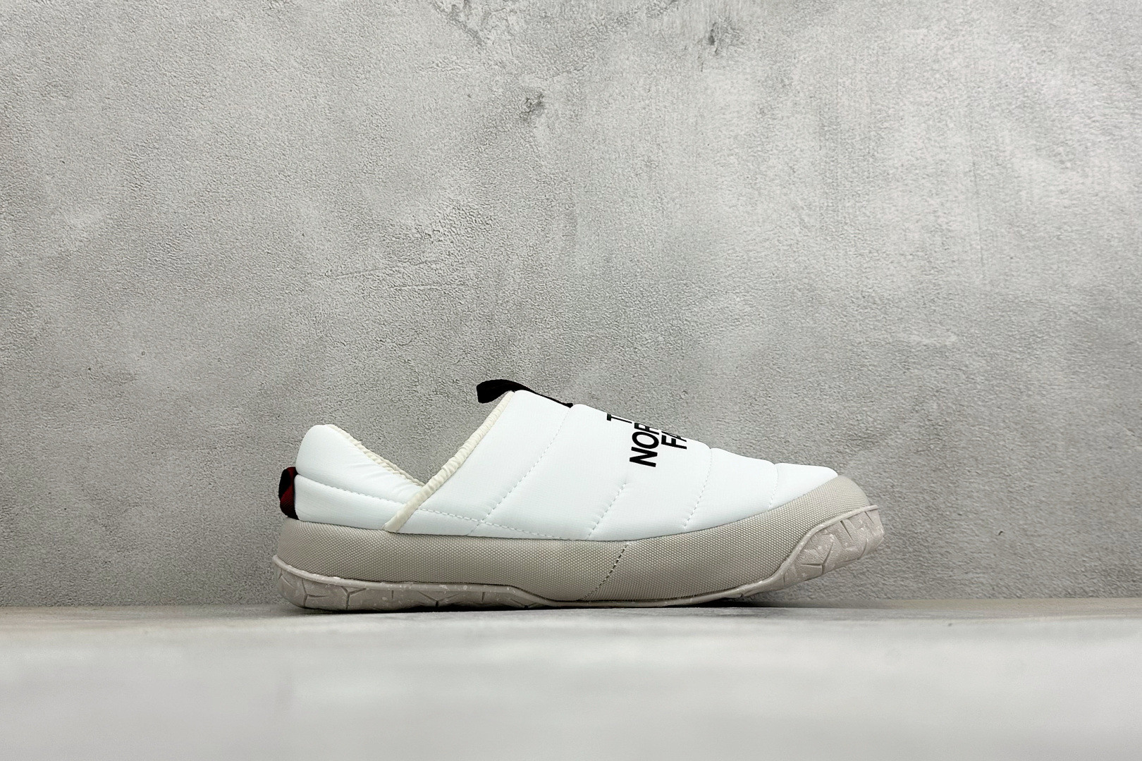 FS版The North Face Thermoball Traction 北面 秋季加绒透气轻盈一脚蹬休闲套鞋 货号：