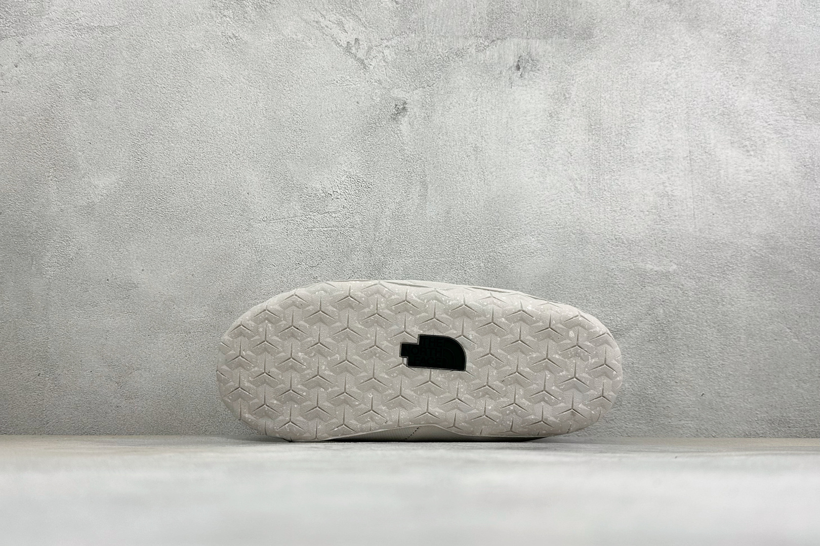 FS版The North Face Thermoball Traction 北面 秋季加绒透气轻盈一脚蹬休闲套鞋 货号：
