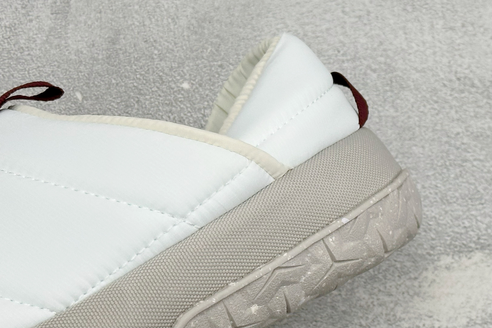 FS版The North Face Thermoball Traction 北面 秋季加绒透气轻盈一脚蹬休闲套鞋 货号：